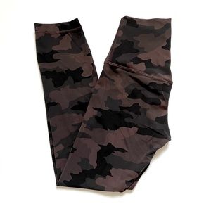 Lululemon align crops